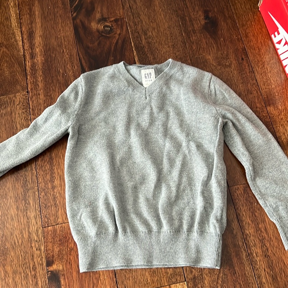 Boys Gap V-neck sweater